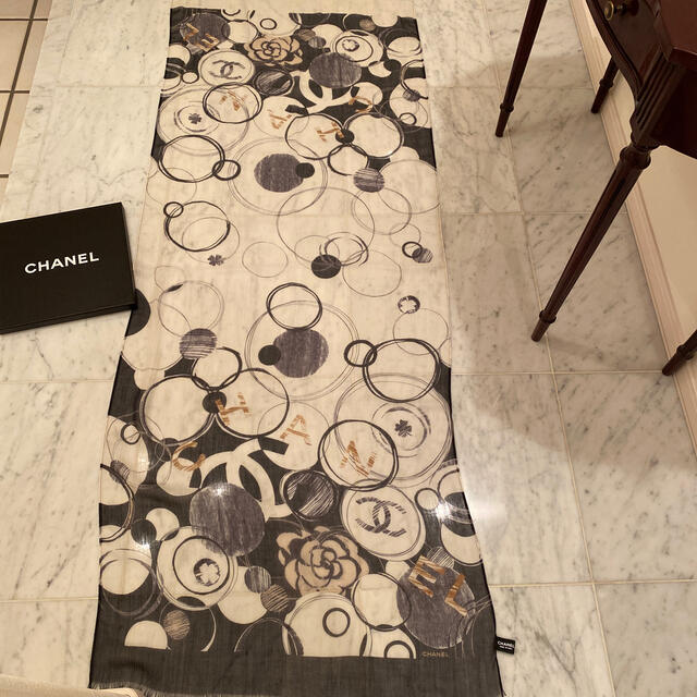 CHANEL シャネルショールカメリア、大判スカーフクローバーカシミア