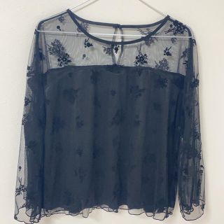 グレイル(GRL)の【美品】値下げ。GRL シースルー　トップス　花柄(カットソー(半袖/袖なし))