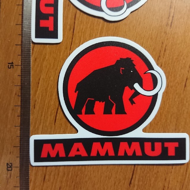 Mammut(マムート)のマムート mammut ステッカー 3枚セット 防水加工 スポーツ/アウトドアのスポーツ/アウトドア その他(その他)の商品写真