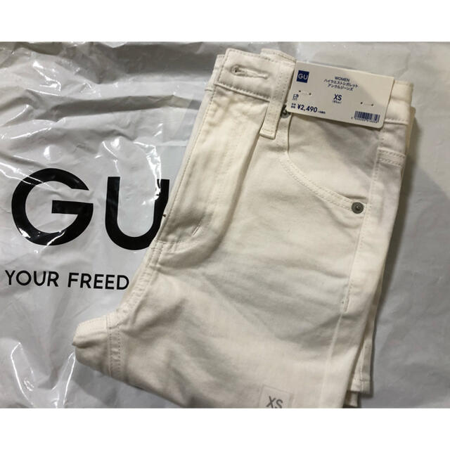 GU(ジーユー)のハイウエストシガレットアンクルジーンズ　 レディースのパンツ(デニム/ジーンズ)の商品写真