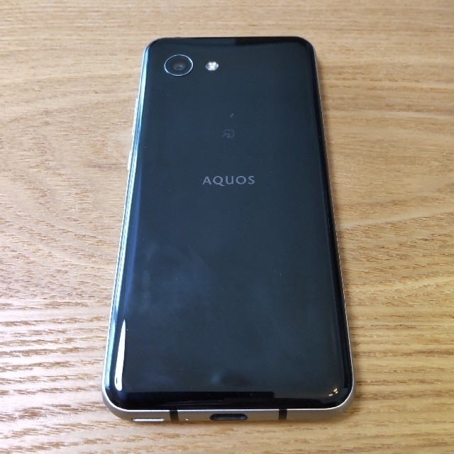 SHARP AQUOS R2 compact SH-M09スマートフォン本体