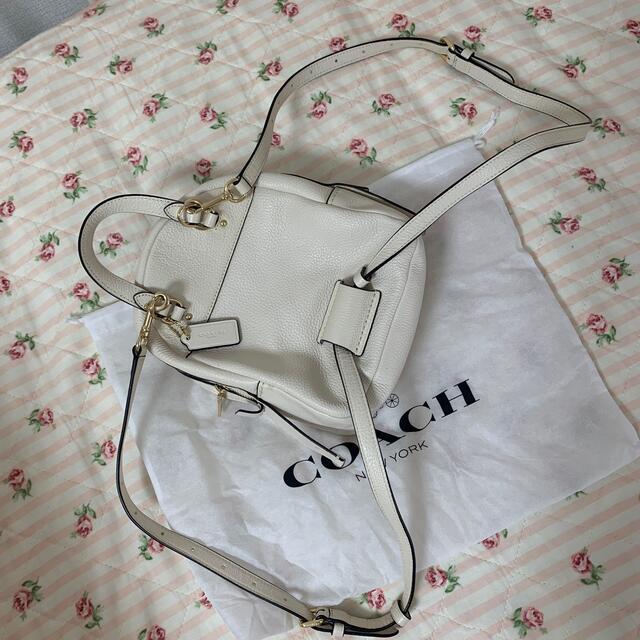 COACH(コーチ)のCOACH 白リュック レディースのバッグ(リュック/バックパック)の商品写真