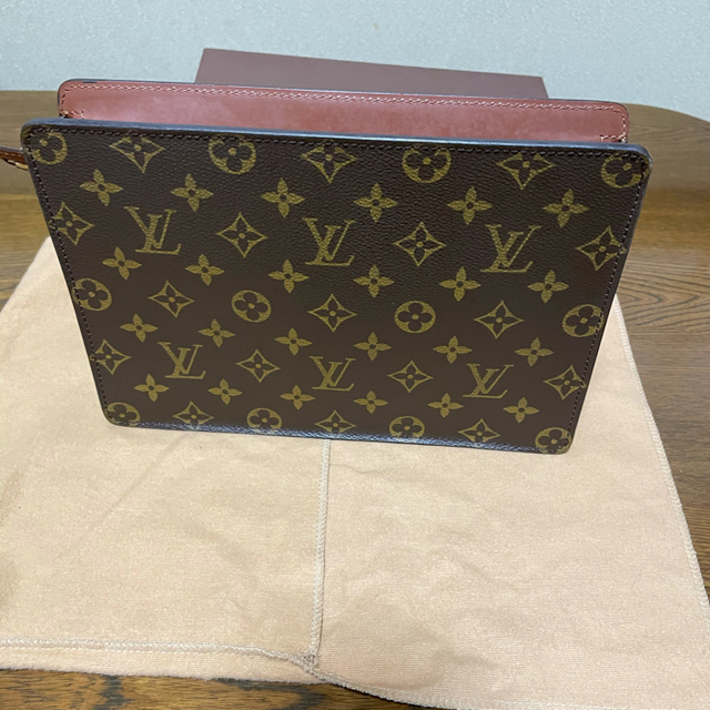 LOUIS ヴィビトン （本物）の通販 by takesi's shop｜ルイヴィトンならラクマ VUITTON - ルイ 在庫好評