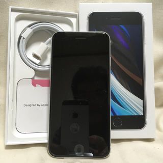Apple - iphone SE 第二世代 64GB ホワイト docomo SIMフリーの通販 by
