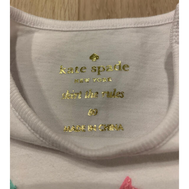 kate spade new york(ケイトスペードニューヨーク)の【kate spade♠︎】肩あきデザイン　半袖Tシャツ キッズ/ベビー/マタニティのベビー服(~85cm)(Ｔシャツ)の商品写真