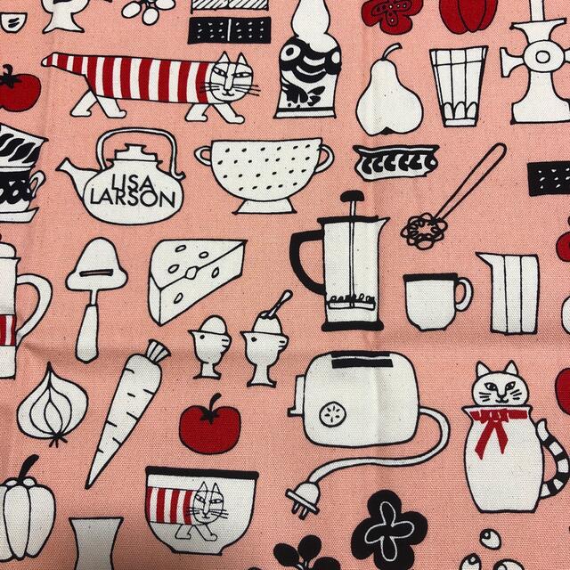Lisa Larson(リサラーソン)のひろひろ様❤️専用 リサラーソン 生地 マイキーキッチン ピンク ハンドメイドの素材/材料(生地/糸)の商品写真