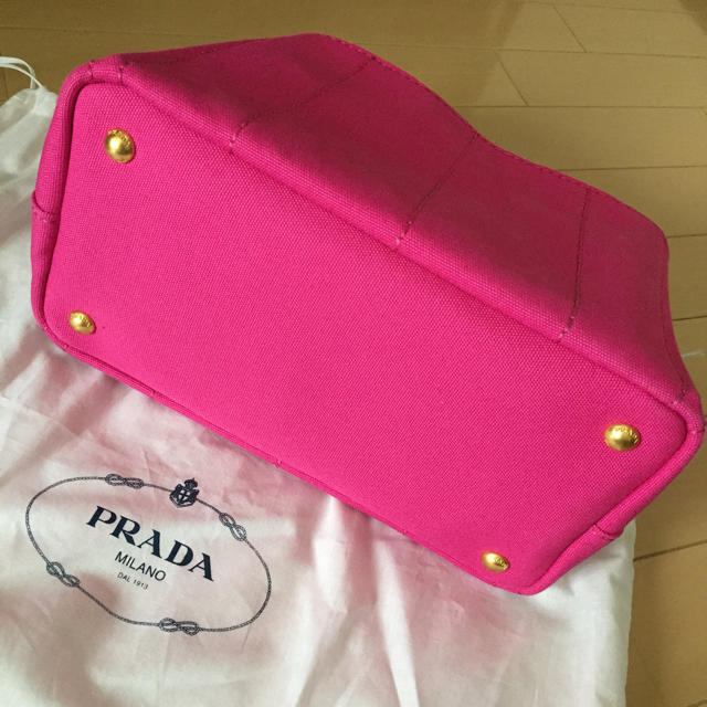 PRADA - プラダ💕カナパ💕ミニトートバッグ💕フューシャピンクの通販