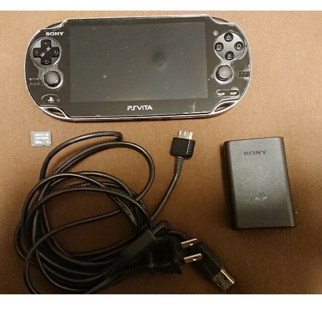 PS VITA初期型Wi-Fiモデル（PCH-1000）ゲームソフト/ゲーム機本体