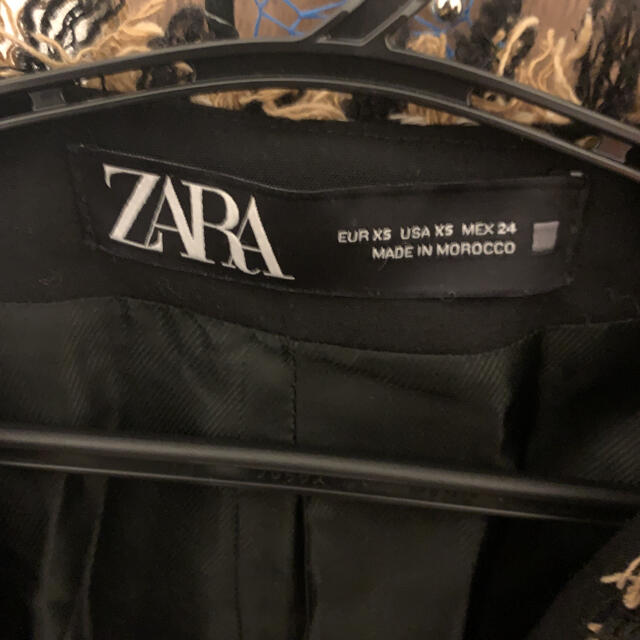 ZARA(ザラ)のZARA ツイードジャケット レディースのジャケット/アウター(ノーカラージャケット)の商品写真