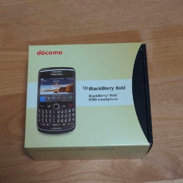 Blackberry Blod  9780 docomo 1