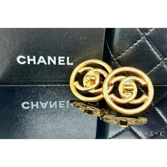 《レア CHANEL ターンロック イヤリング 97P ヴィンテージ シャネル》30cm重さ