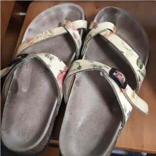 ビルケンシュトック(BIRKENSTOCK)の夏物SALE★ビルケンシュトック 花柄サンダル(サンダル)