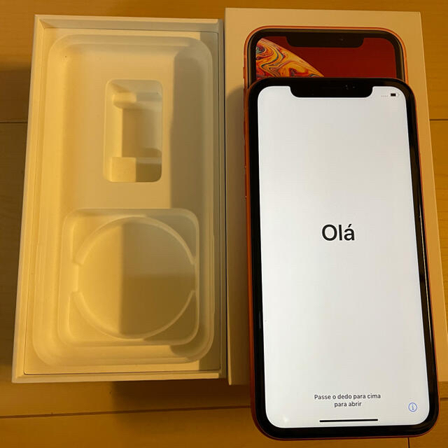 iPhone(アイフォーン)の専用iPhoneXR128GB  スマホ/家電/カメラのスマートフォン/携帯電話(スマートフォン本体)の商品写真