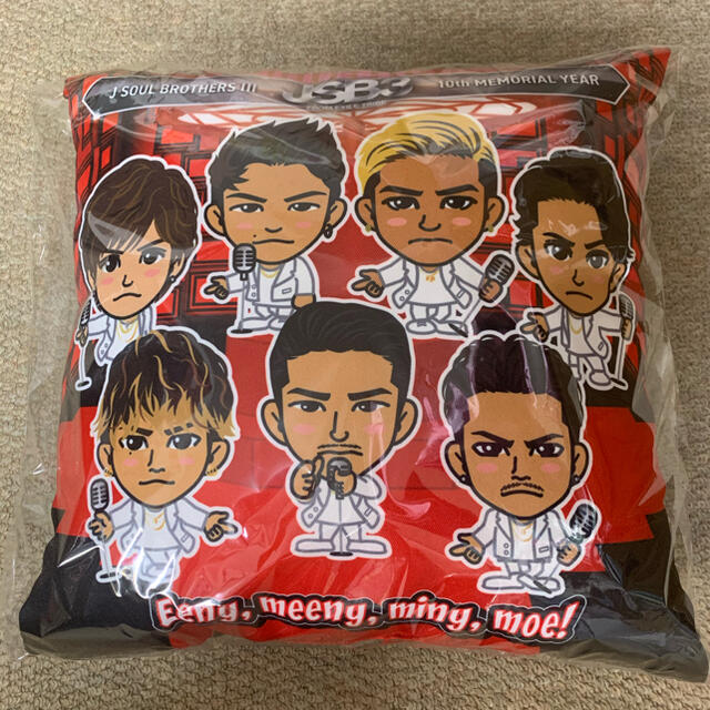 三代目 イニミニ集合クッション(白)