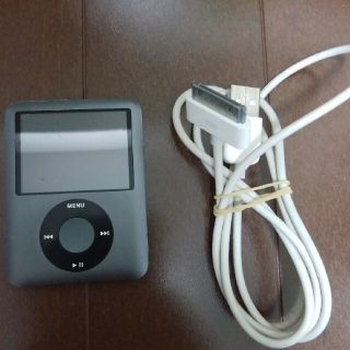アイポッド(iPod)の【動作確認済み】　iPod nano 8GB　ブラック(ポータブルプレーヤー)
