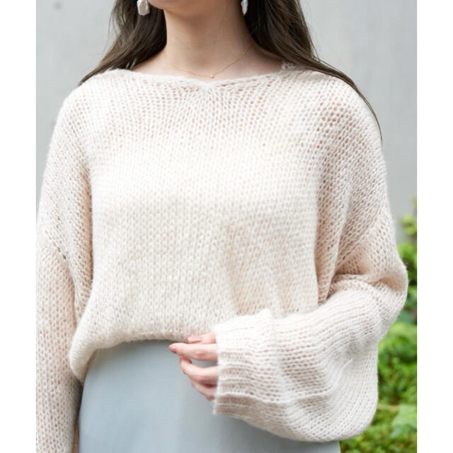 flower(フラワー)のmilky mohair touch knit （ivory） レディースのトップス(ニット/セーター)の商品写真