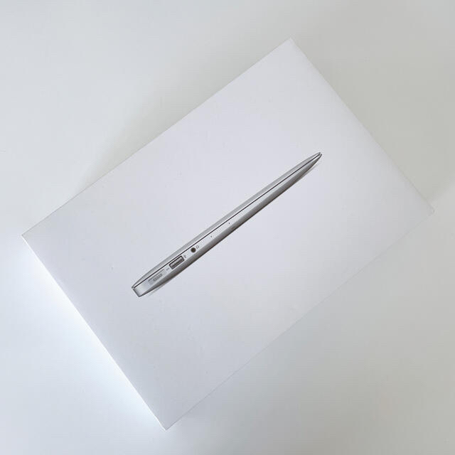 MacBook Air (11-inch Mid 2013) 1