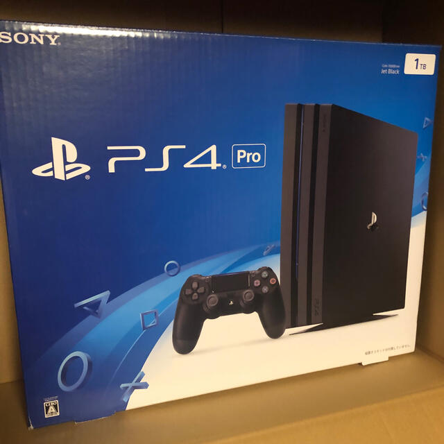 送料無料 美品 PS4 Pro 1TB 本体 CUH-7000BB01