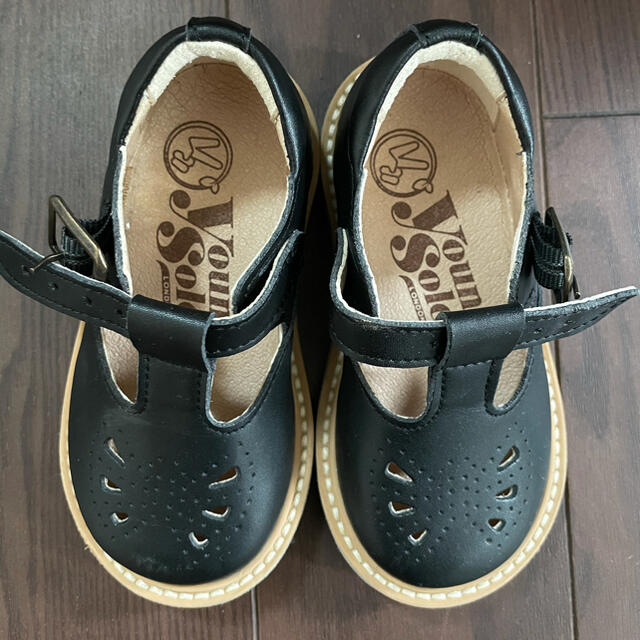 youngsole  キッズ　シューズ　22