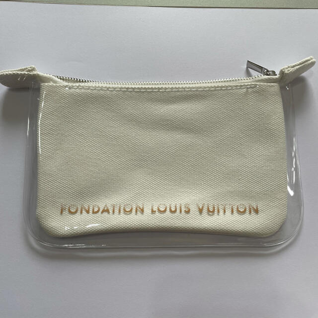 LOUIS VUITTON(ルイヴィトン)の［お値下げ！］ルイヴィトン美術館　ポーチ レディースのファッション小物(ポーチ)の商品写真