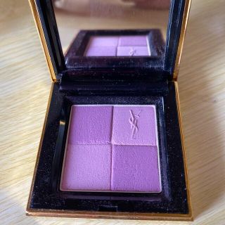 イヴサンローランボーテ(Yves Saint Laurent Beaute)のイヴサンローラン　チーク(チーク)