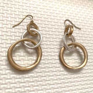 ローズバッド(ROSE BUD)のピアス(ピアス)