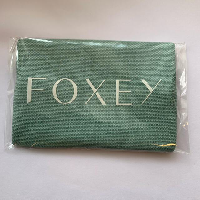 FOXEY(フォクシー)のフォクシー　FOXEY ノベルティ　ティッシュケース　未開封品 エンタメ/ホビーのコレクション(ノベルティグッズ)の商品写真