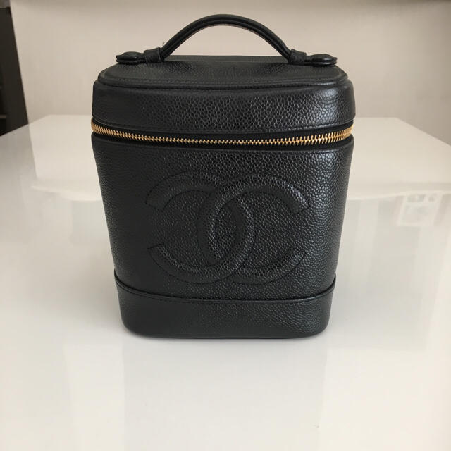 CHANEL  キャビアスキンバニティ