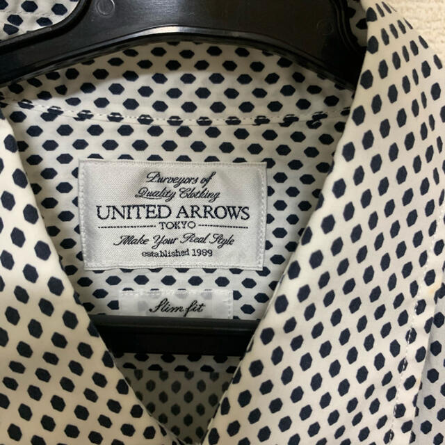 UNITED ARROWS(ユナイテッドアローズ)のユナイテッドアローズ　ドットシャツ メンズのトップス(シャツ)の商品写真