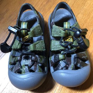 キーン(KEEN)の【新品美品】keen サンダル　12.5 ベビーサンダル(サンダル)