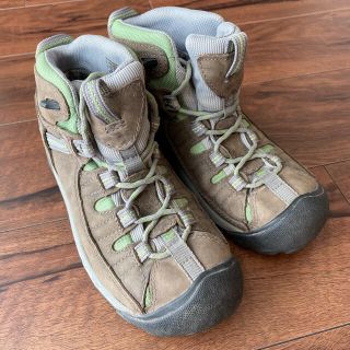 キーン(KEEN)のKEEN レディース　22.5cm(登山用品)