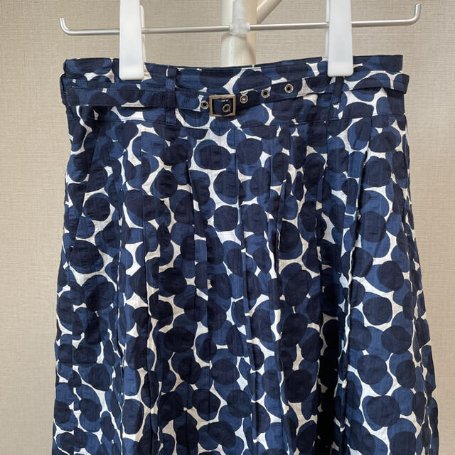TAKEO KIKUCHI(タケオキクチ)のタケオキクチ　膝丈　スカート レディースのスカート(ひざ丈スカート)の商品写真