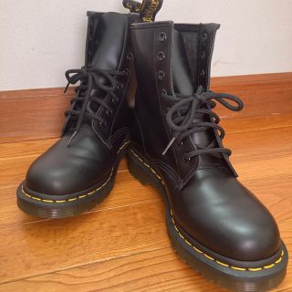 ドクターマーチン(Dr.Martens)の6日までクーポン利用で5%オフ！ドクターマーチン　8ホール(ブーツ)