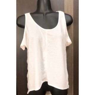 ムルーア(MURUA)のMURUA 肩出し Tシャツ カットソー トップス シアー(カットソー(半袖/袖なし))