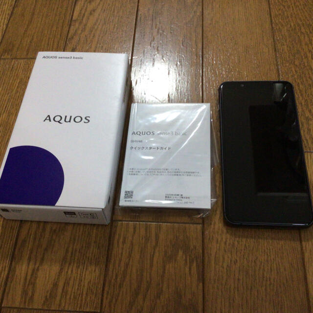 AQUOS sense3 basic SHV48 本体　ブラックのサムネイル