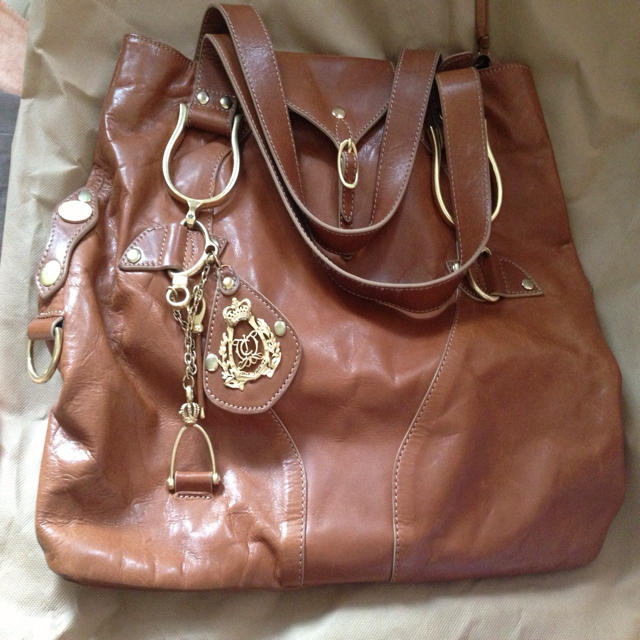 Juicy Couture(ジューシークチュール)のバッグ レディースのバッグ(ハンドバッグ)の商品写真