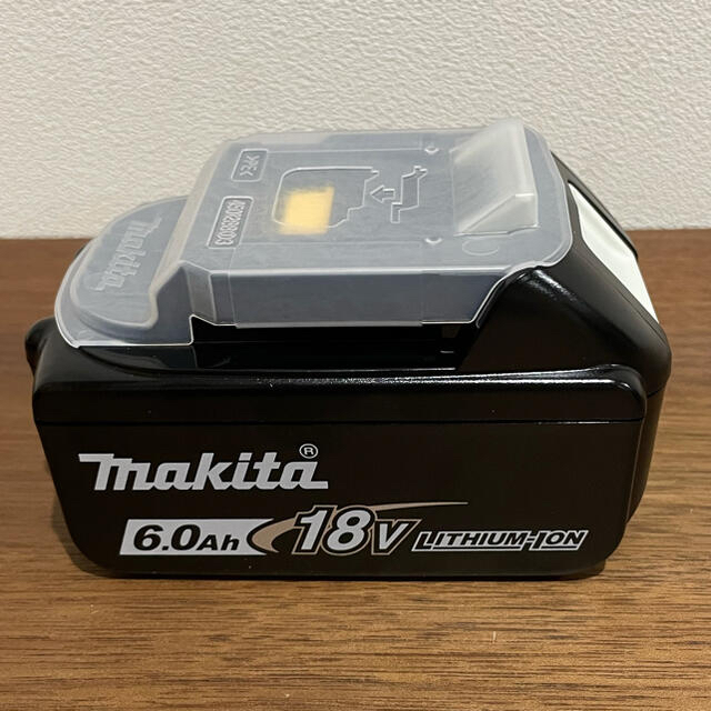 Makita(マキタ)のマキタ 18V 6.0Ah BL1860B  x23個  スマホ/家電/カメラのスマホ/家電/カメラ その他(その他)の商品写真