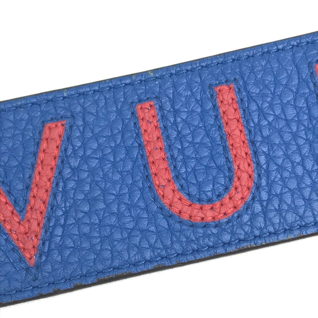 LOUIS VUITTON(ルイヴィトン)のルイヴィトン LOUIS VUITTON ロゴ ステッチ J02389  カバン バッグアクセサリー ショルダーストラップ トリヨンレザー ブルー×レッド スマホ/家電/カメラのスマホアクセサリー(ストラップ/イヤホンジャック)の商品写真