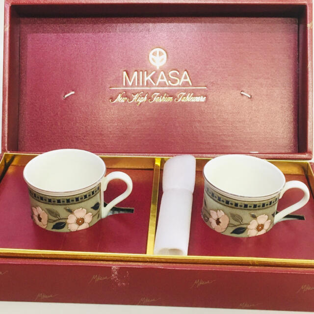 MIKASA(ミカサ)のMIKASA(ミカサ) ヴィンテージ風　桜柄　コーヒーカップ&ソーサー２客セット インテリア/住まい/日用品のキッチン/食器(食器)の商品写真