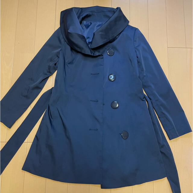 トレンチコートMサイズ　ネイビー レディースのジャケット/アウター(トレンチコート)の商品写真