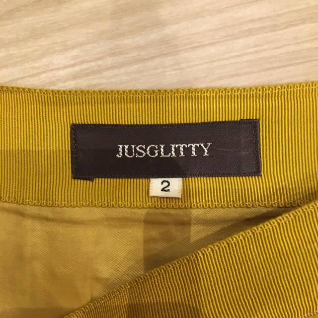 JUSGLITTY(ジャスグリッティー)のジャスグリッティー 膝丈Aラインスカート レディースのスカート(ひざ丈スカート)の商品写真