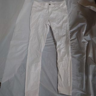 ベネトン(BENETTON)のBENETTONレディースパンツ(カジュアルパンツ)