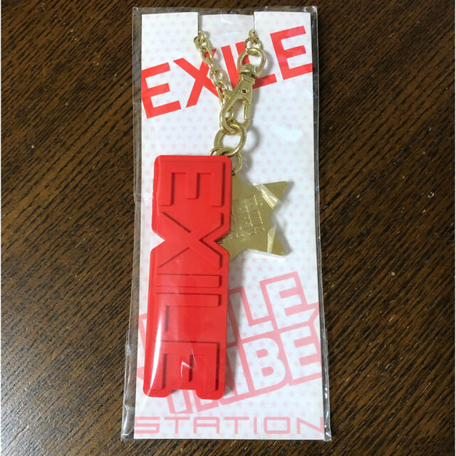 EXILE(エグザイル)のEXILE チャーム　新品 エンタメ/ホビーのタレントグッズ(男性タレント)の商品写真