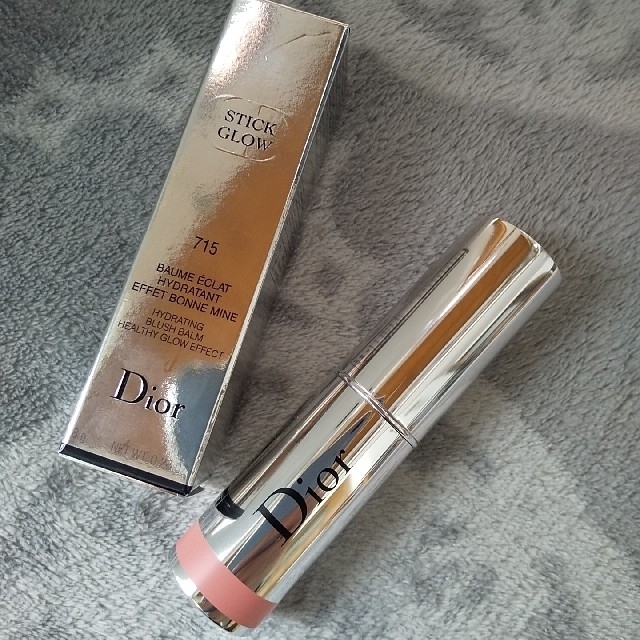 Dior(ディオール)のディオールスティック グロウ 715 コーラル グロウ コスメ/美容のベースメイク/化粧品(チーク)の商品写真