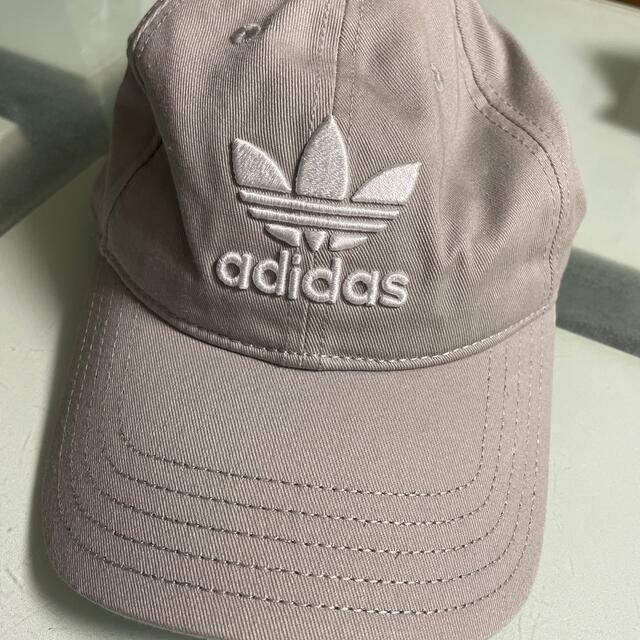 adidas(アディダス)のadidas キャップ レディースの帽子(キャップ)の商品写真