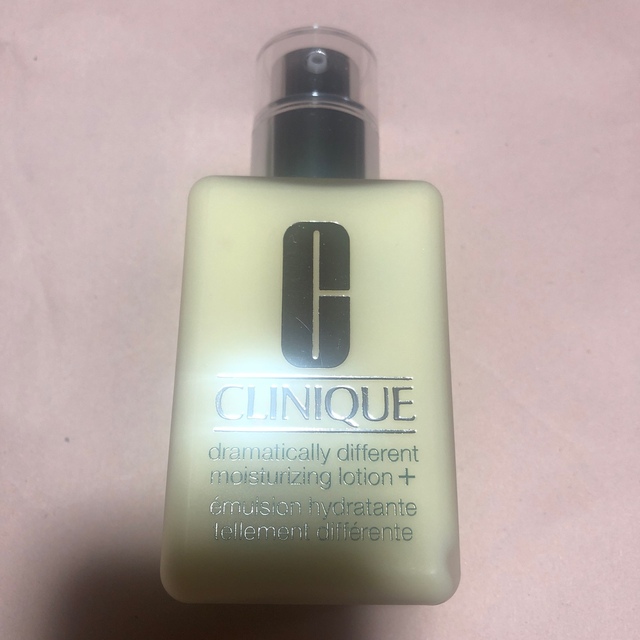 CLINIQUE(クリニーク)のクリニーク☆乳液☆125ml☆未使用品 コスメ/美容のスキンケア/基礎化粧品(乳液/ミルク)の商品写真