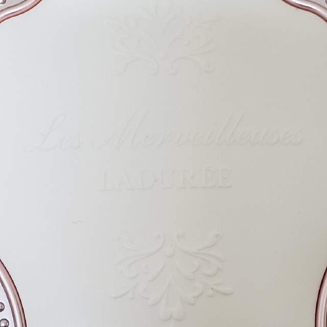 Les Merveilleuses LADUREE(レメルヴェイユーズラデュレ)のレ・メルヴェイユーズラデュレ 鏡 レディースのファッション小物(ミラー)の商品写真