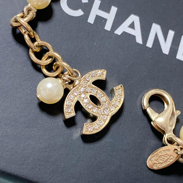 CHANEL(シャネル)のCHANEL パールブレスレット レディースのアクセサリー(ブレスレット/バングル)の商品写真