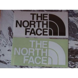 ザノースフェイス(THE NORTH FACE)の送料無料! ノースフェイス ステッカー 白黒 正規品 切り文字 カッティング シ(その他)