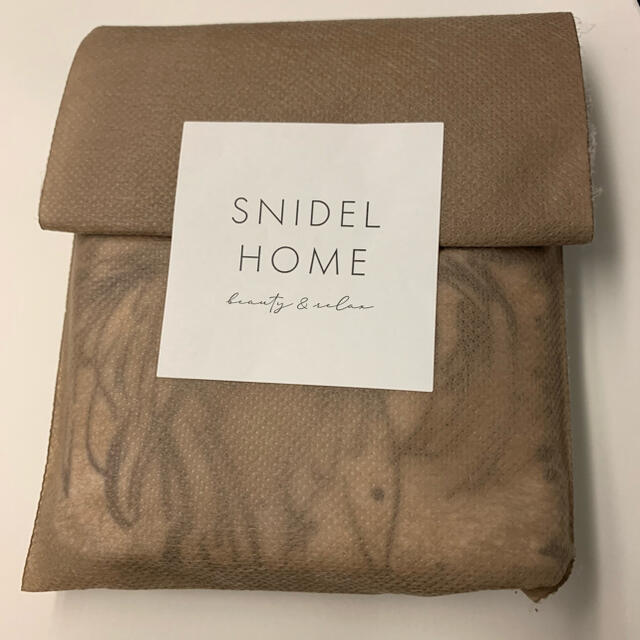 SNIDEL(スナイデル)のスナイデル　Snidel home マイクロファイバーハンドタオル レディースのファッション小物(ハンカチ)の商品写真